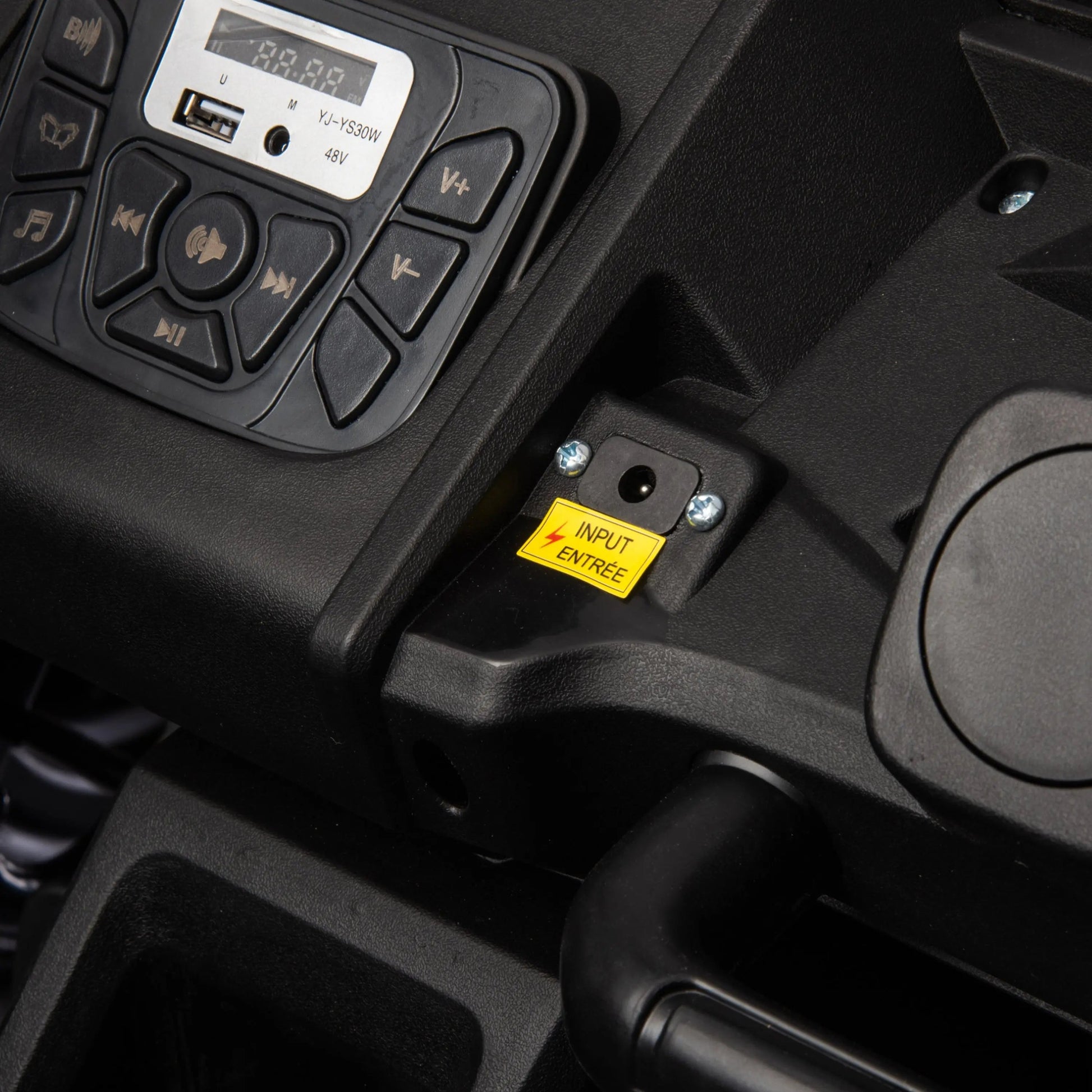 48V Freddo Beast XL: World's Fastest Kids' 4-Seater Dune Buggy with Advanced Brushless Motor & Precision Differential  Freddo Toys