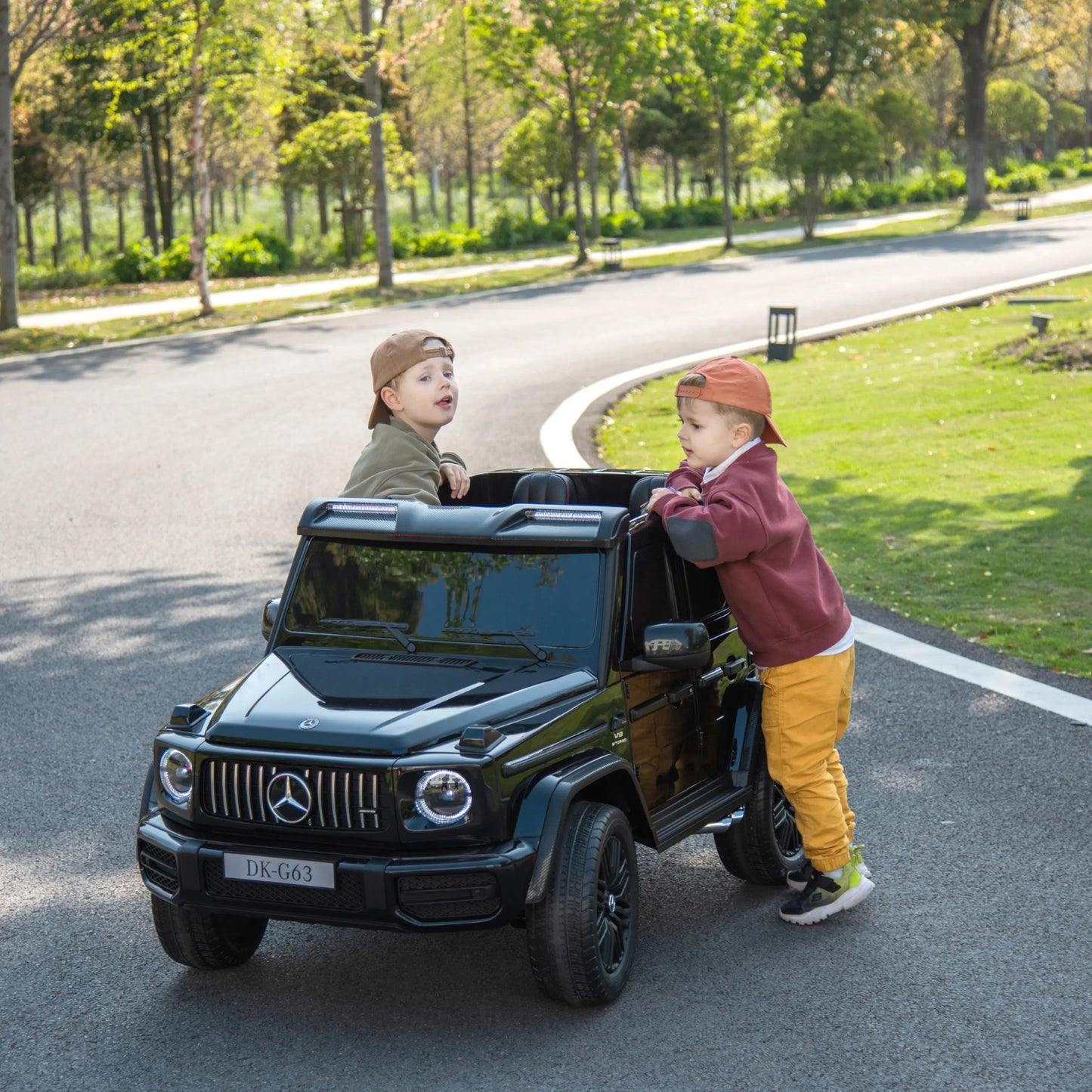 24V Mercedes Benz G-Wagon  Freddo Toys