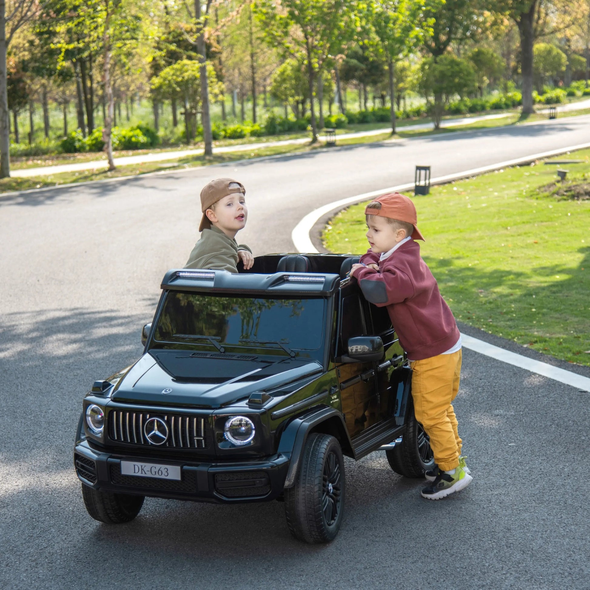 24V Mercedes Benz G-Wagon  Freddo Toys