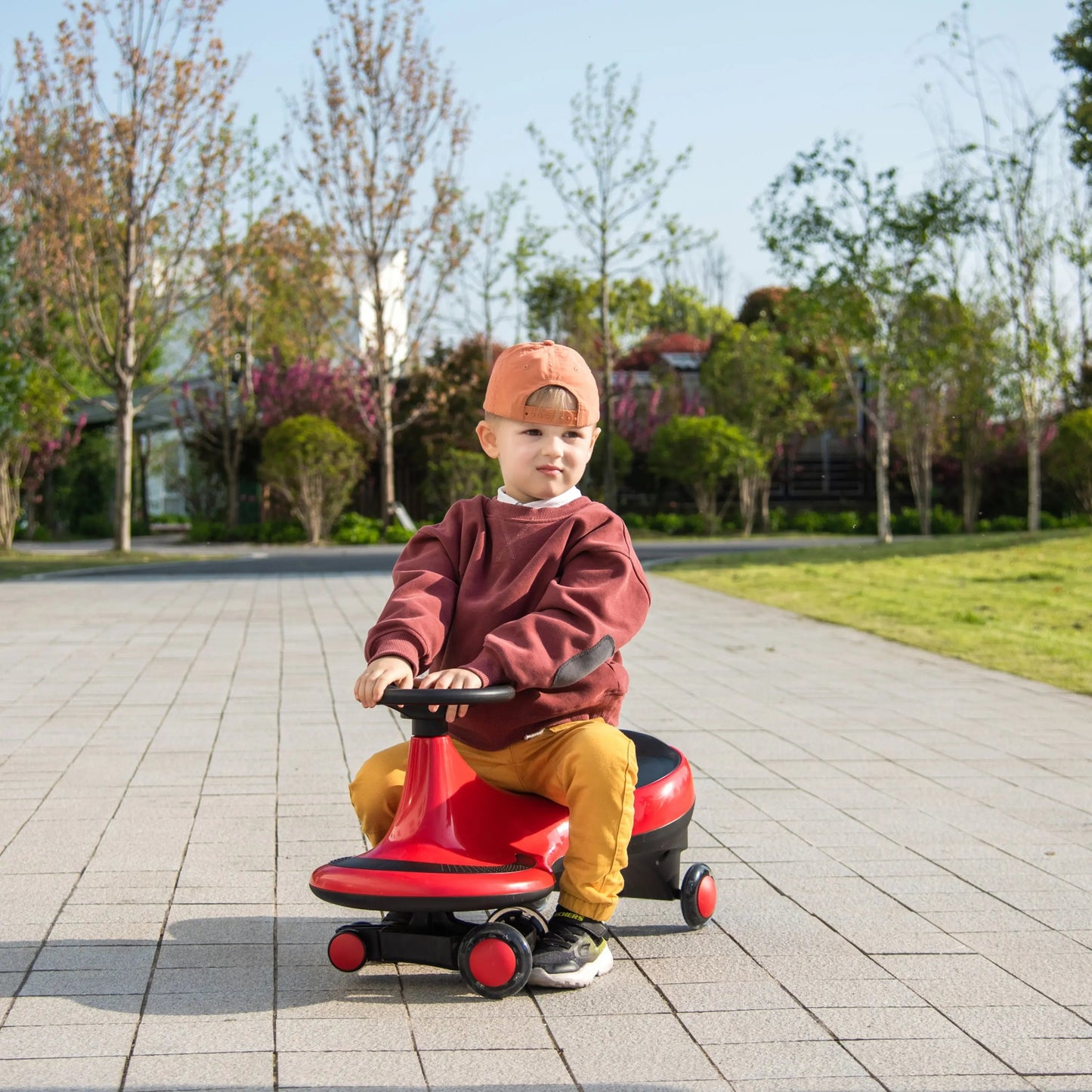Freddo Toys Swing Car with Flashing Wheels  Freddo Toys