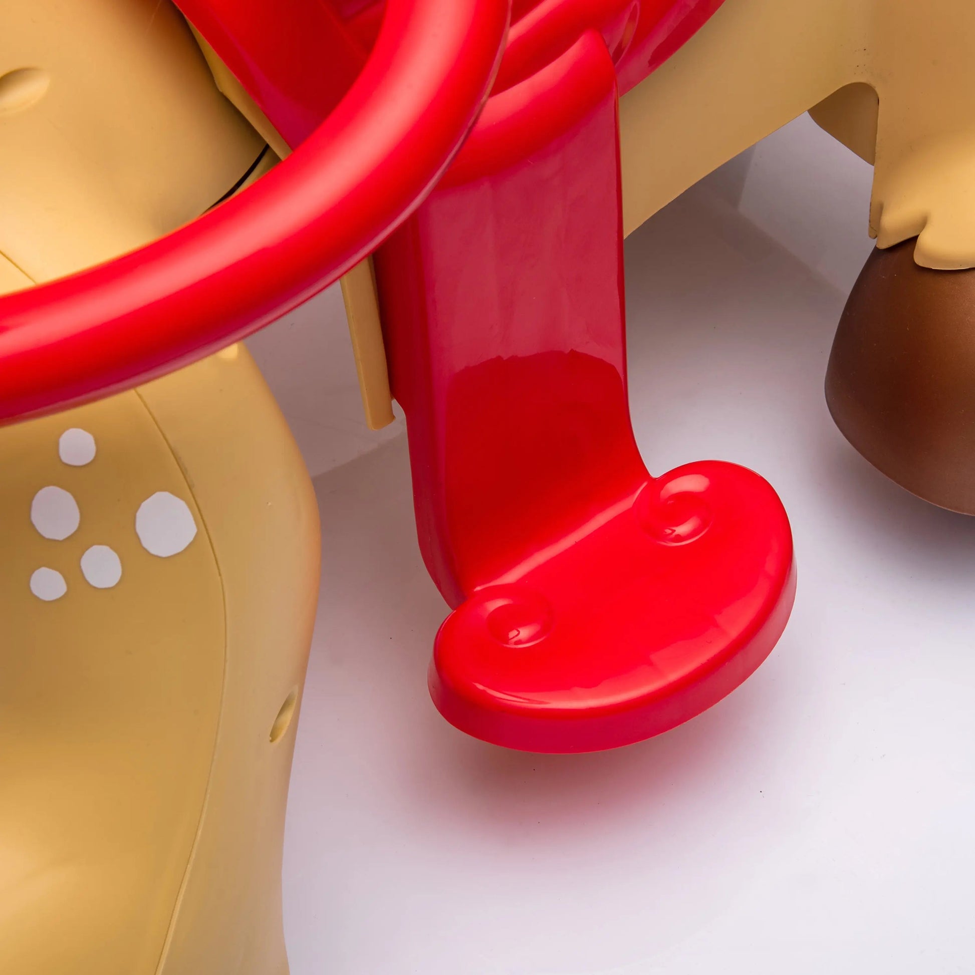 Freddo Horse 12V Ride-on - Freddo Toys